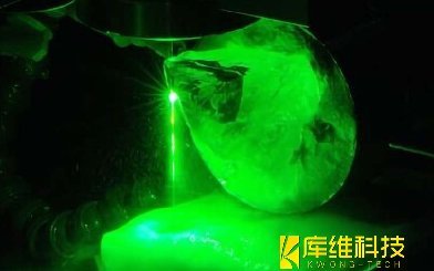 <b>光學玻璃加工：水導激光如何實現亞微米級裂紋控制？</b>